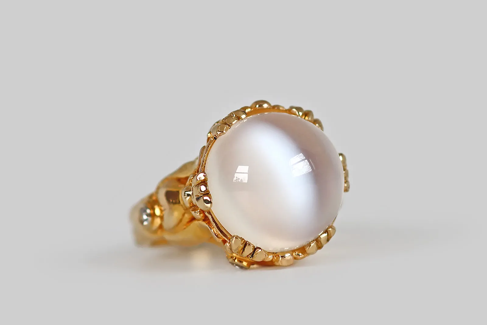 1970s Cat's Eye Moonstone Divination Ring