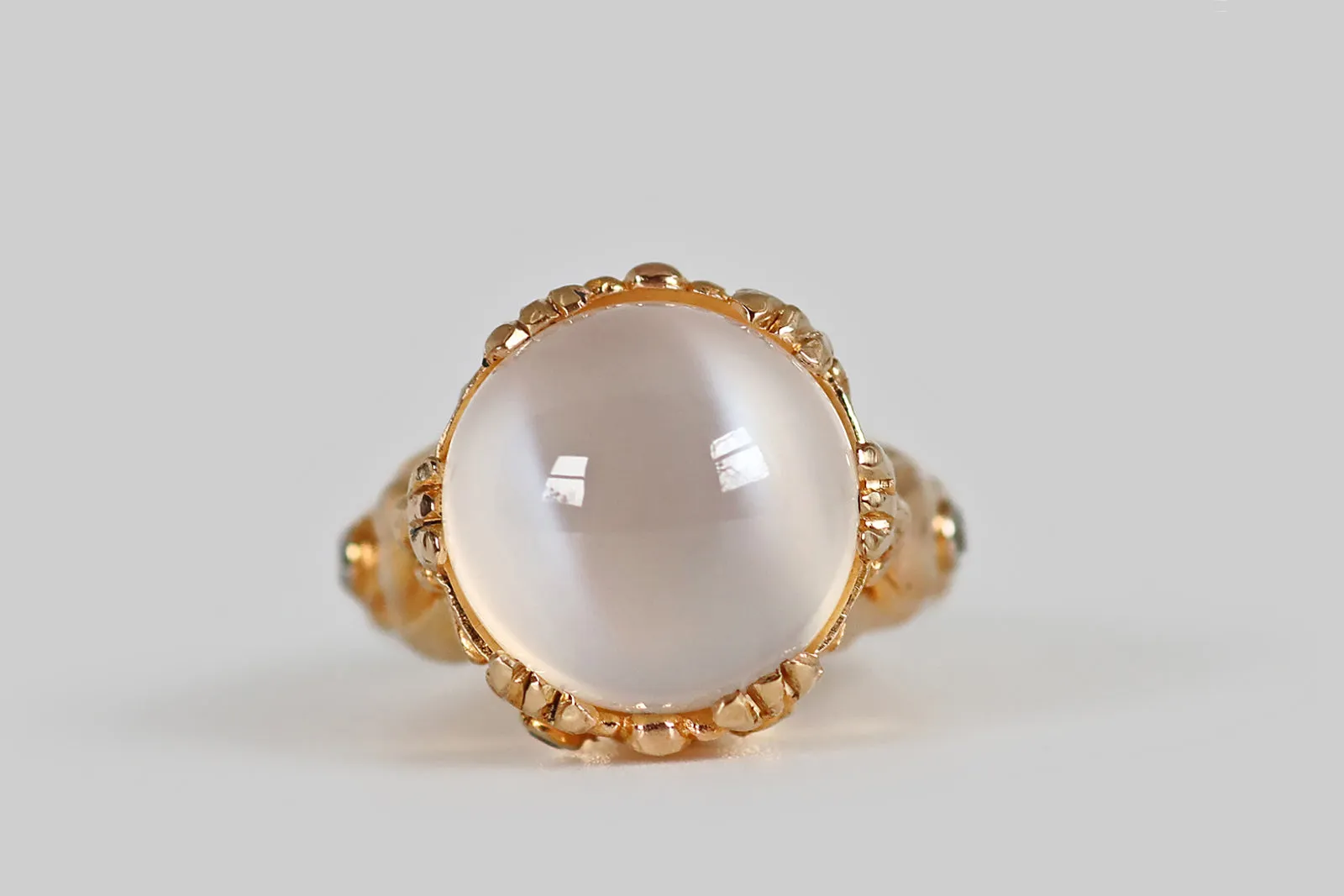 1970s Cat's Eye Moonstone Divination Ring