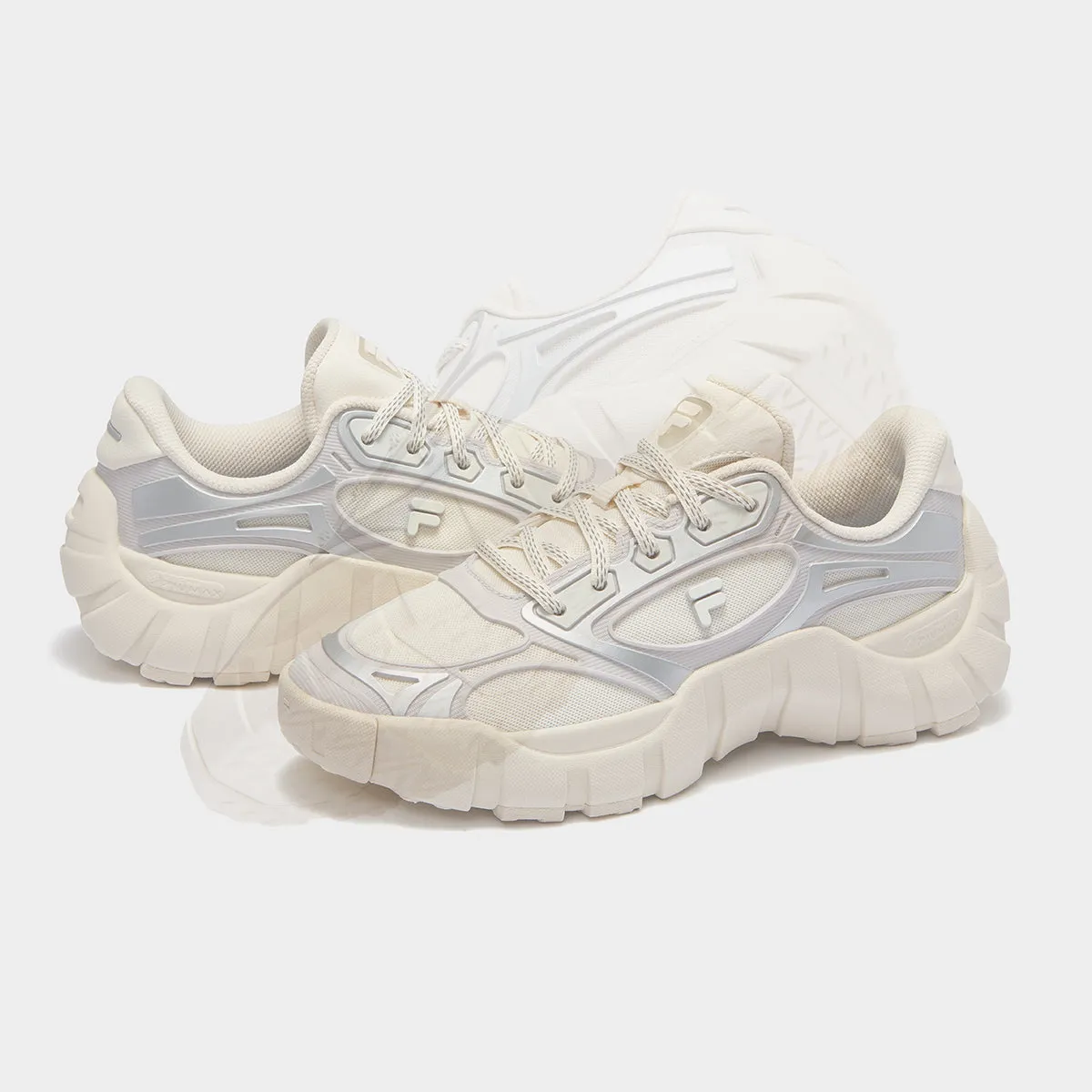 FILA FUSION BONE DX Women Sneakers (Off-white silver)