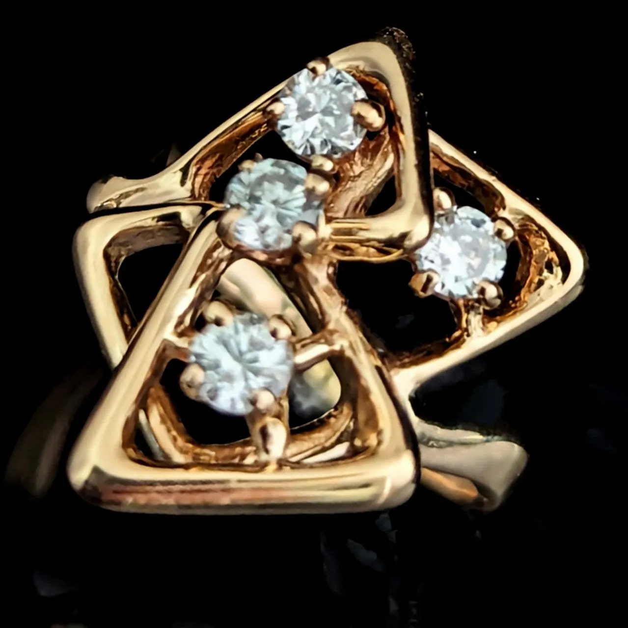 The Gilford - 1970s Diamonds Yellow Gold Sculptural Ring