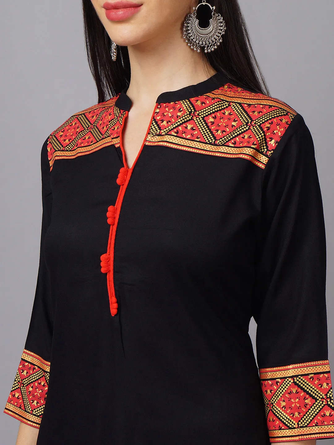 Women Black Geometric Kurta